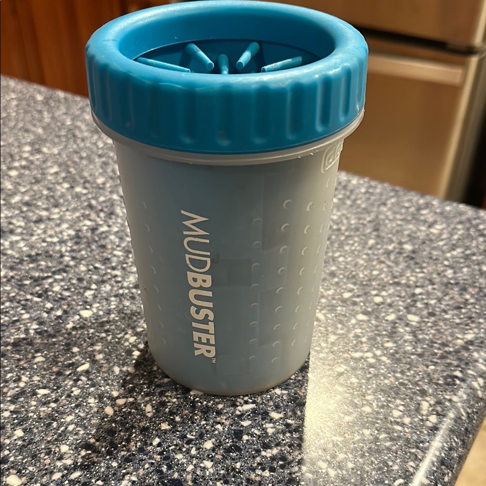 MudBuster Blue Pet Paw Cleaner